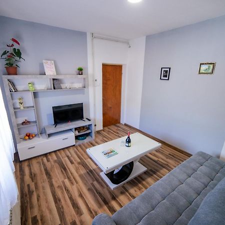 Relax Trebinje Apartment Exterior photo